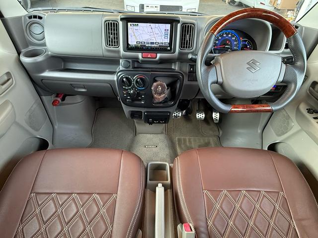 エブリイ ジョインターボ　５ＭＴ　ＢＬＩＴＺ車高調　荷室フローリング仕様　デイトナ１４インチＷ　社外インナーブラックヘッドライト　社外テール　ロッソモデロ２本出しマフラー　レザー調シートカバー　ルーフ用ネットラック（5枚目）