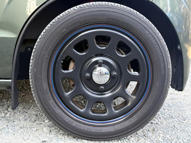 エブリイ ジョインターボ　５ＭＴ　ＢＬＩＴＺ車高調　荷室フローリング仕様　デイトナ１４インチＷ　社外インナーブラックヘッドライト　社外テール　ロッソモデロ２本出しマフラー　レザー調シートカバー　ルーフ用ネットラック（7枚目）