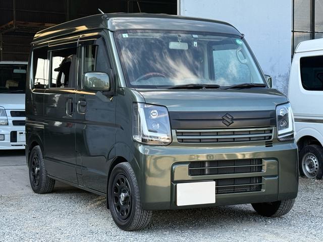 エブリイ ジョインターボ　５ＭＴ　ＢＬＩＴＺ車高調　荷室フローリング仕様　デイトナ１４インチＷ　社外インナーブラックヘッドライト　社外テール　ロッソモデロ２本出しマフラー　レザー調シートカバー　ルーフ用ネットラック（9枚目）