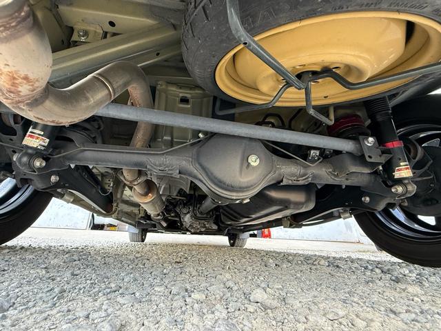 エブリイ ジョインターボ　５ＭＴ　ＢＬＩＴＺ車高調　荷室フローリング仕様　デイトナ１４インチＷ　社外インナーブラックヘッドライト　社外テール　ロッソモデロ２本出しマフラー　レザー調シートカバー　ルーフ用ネットラック（53枚目）