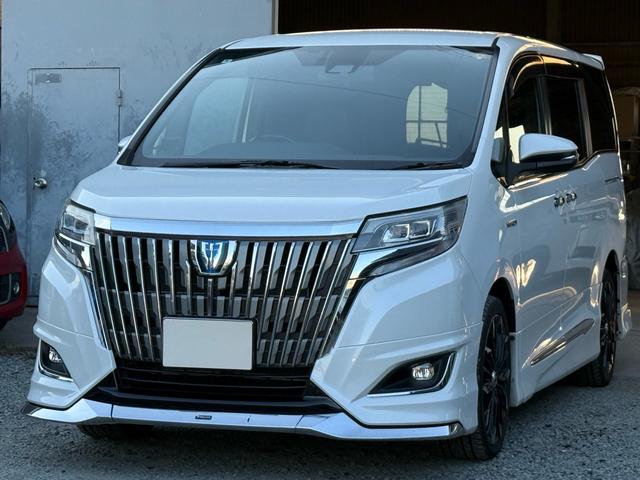 エスクァイア ハイブリッドＧｉ　後期型　モデリスタフルエアロ　モデリスタリアスポイラー　ＲＡＹＳ１８インチＡＷ　純正１０インチナビ　純正１２．８インチフリップダウンモニター　社外スモークテール　社外ＬＥＤリフレクター　黒革シート（8枚目）