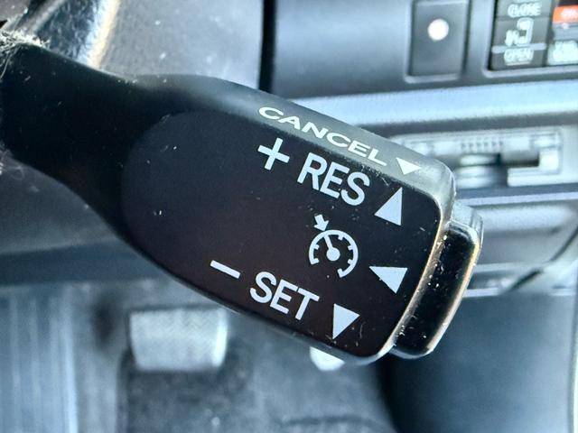 エスクァイア ハイブリッドＧｉ　後期型　モデリスタフルエアロ　モデリスタリアスポイラー　ＲＡＹＳ１８インチＡＷ　純正１０インチナビ　純正１２．８インチフリップダウンモニター　社外スモークテール　社外ＬＥＤリフレクター　黒革シート（38枚目）