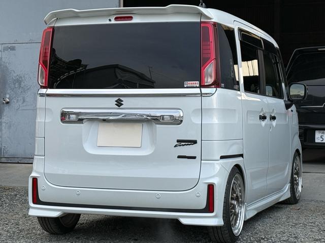 エンブレムもブラックアウトされております！