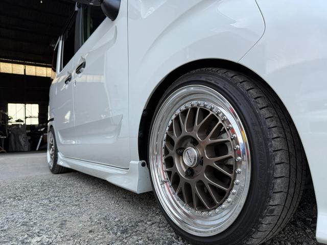 ご購入は電話・ＦＡＸ・ＬＩＮＥでもご契約を結ぶことが可能です。当社はご来店が難しいお客様でも全国にご納車させて頂いております。北海道〜沖縄まで、全国のお客様への販売経験も豊富ですのでご安心下さい。