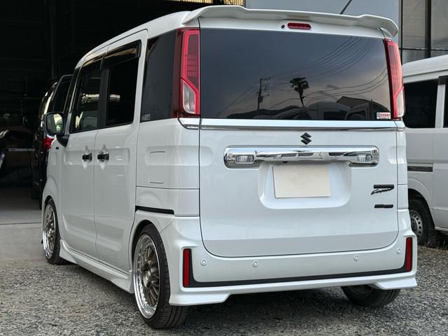 お車のご購入が初めての方も安心☆当店のスタッフは、わかりやすく、丁寧な説明を心がけておりますのでお客様のお車購入のサポートをさせて頂きます！！