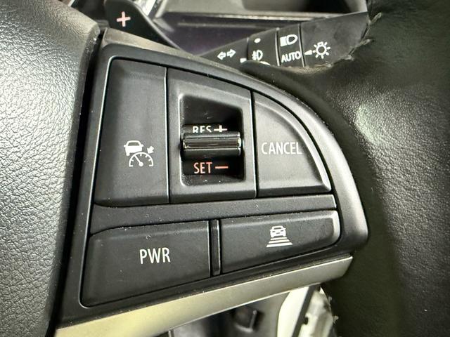 高速走行に便利なクルーズコントロールもついております！