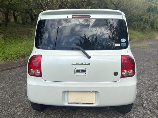 アルトラパン １０ｔｈアニバーサリーリミテッド　特別仕様車！１０ｔｈアニバーサリー！ワンオーナー車！ナビ！バックカメラ！スマートキー！バックメラ！うさぎ！（8枚目）