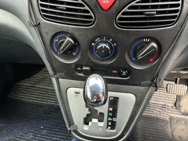 ＭＡＸ ＲＳ　キーレスエントリー　電動格納ミラー　ベンチシート　ＡＴ　ＡＢＳ　ＣＤ　ＭＤ　アルミホイール　衝突安全ボディ　エアコン　パワーステアリング　パワーウィンドウ（5枚目）