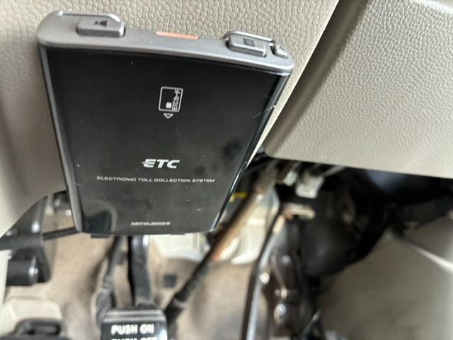 エブリイワゴン ＪＰターボ　ＥＴＣ　バックカメラ　両側スライドドア　ナビ　ＴＶ　キーレスエントリー　電動格納ミラー　ＡＴ　盗難防止システム　ＡＢＳ　ＣＤ　衝突安全ボディ　エアコン　パワーステアリング　パワーウィンドウ（7枚目）