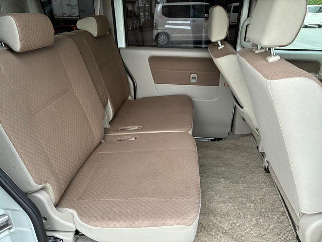 エブリイワゴン ＪＰターボ　ＥＴＣ　バックカメラ　両側スライドドア　ナビ　ＴＶ　キーレスエントリー　電動格納ミラー　ＡＴ　盗難防止システム　ＡＢＳ　ＣＤ　衝突安全ボディ　エアコン　パワーステアリング　パワーウィンドウ（9枚目）