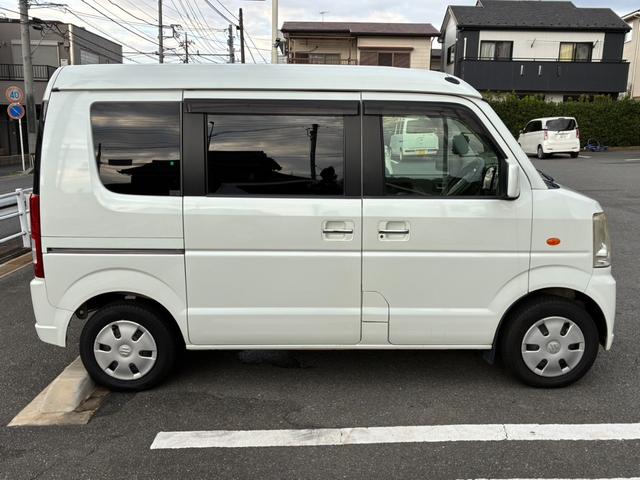 エブリイワゴン ＪＰターボ　ＥＴＣ　バックカメラ　両側スライドドア　ナビ　ＴＶ　キーレスエントリー　電動格納ミラー　ＡＴ　盗難防止システム　ＡＢＳ　ＣＤ　衝突安全ボディ　エアコン　パワーステアリング　パワーウィンドウ（15枚目）