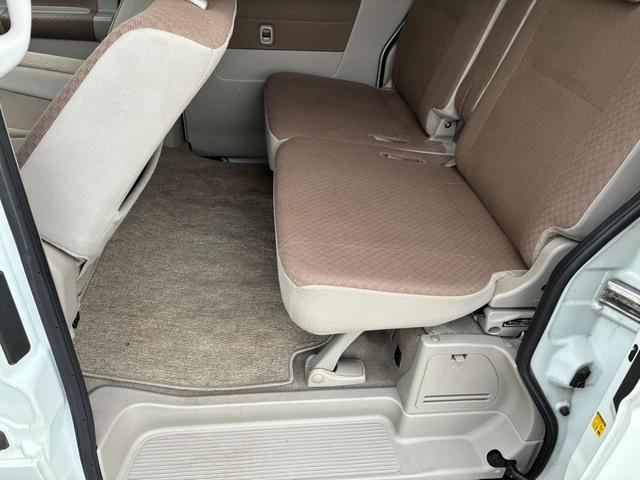 エブリイワゴン ＪＰターボ　ＥＴＣ　バックカメラ　両側スライドドア　ナビ　ＴＶ　キーレスエントリー　電動格納ミラー　ＡＴ　盗難防止システム　ＡＢＳ　ＣＤ　衝突安全ボディ　エアコン　パワーステアリング　パワーウィンドウ（22枚目）
