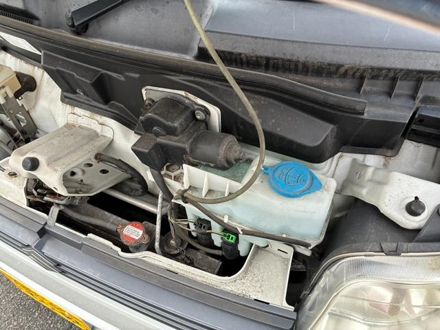 エブリイワゴン ＪＰターボ　ＥＴＣ　バックカメラ　両側スライドドア　ナビ　ＴＶ　キーレスエントリー　電動格納ミラー　ＡＴ　盗難防止システム　ＡＢＳ　ＣＤ　衝突安全ボディ　エアコン　パワーステアリング　パワーウィンドウ（33枚目）