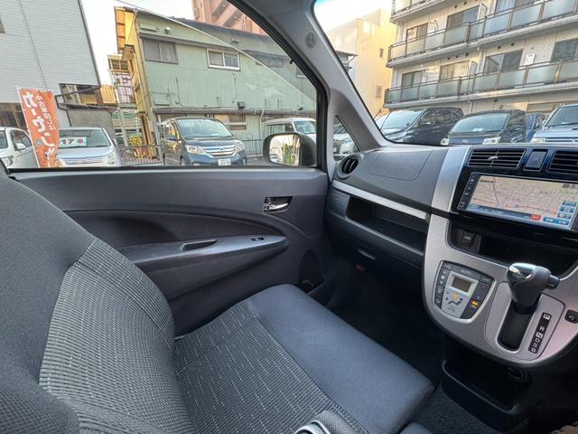 ムーヴ カスタム　Ｘリミテッド　バックカメラ　ナビ　ＴＶ　スマートキー　アイドリングストップ　ベンチシート　ＣＶＴ　盗難防止システム　ＡＢＳ　ＣＤ　ミュージックプレイヤー接続可　アルミホイール　衝突安全ボディ　エアコン（11枚目）