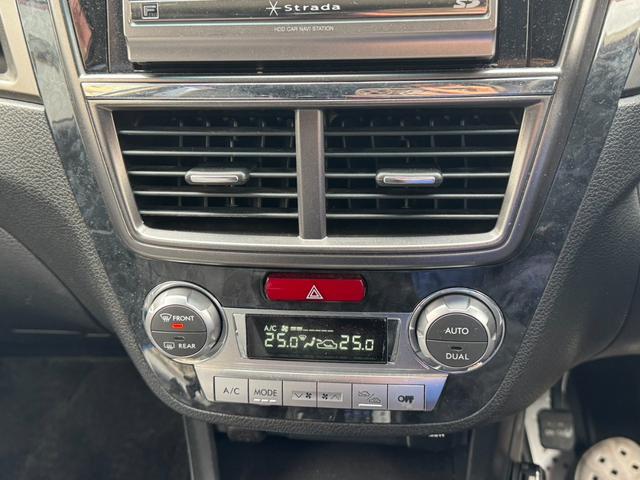 エクシーガ ２．０ｉ－Ｓ　４ＷＤ　ＳＴＩフロントスポイラー＆タワーバー　ＨＫＳマフラー　ローダウン　プロドライブ１７インチＡＷ　社外ナビ・ＴＶ　ＥＴＣ　３列シート　７人乗り　ターボ用ボンネット　タイミングベルト１０４１８１キロ時交換済（7枚目）