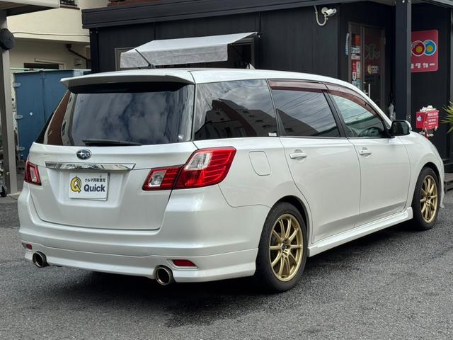 エクシーガ ２．０ｉ－Ｓ　４ＷＤ　ＳＴＩフロントスポイラー＆タワーバー　ＨＫＳマフラー　ローダウン　プロドライブ１７インチＡＷ　社外ナビ・ＴＶ　ＥＴＣ　３列シート　７人乗り　ターボ用ボンネット　タイミングベルト１０４１８１キロ時交換済（9枚目）