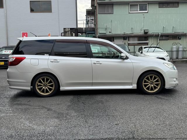 エクシーガ ２．０ｉ－Ｓ　４ＷＤ　ＳＴＩフロントスポイラー＆タワーバー　ＨＫＳマフラー　ローダウン　プロドライブ１７インチＡＷ　社外ナビ・ＴＶ　ＥＴＣ　３列シート　７人乗り　ターボ用ボンネット　タイミングベルト１０４１８１キロ時交換済（15枚目）