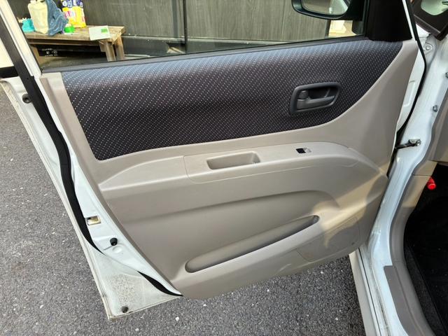 すぐにご来店頂けない場合や遠方にお住まいの方、車両状態の詳細が知りたい方はお気軽にご連絡下さい♪