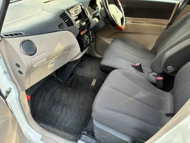 お車の知識がなくても大丈夫です！皆様のご来店をスタッフ一同、心よりお待ちしております。