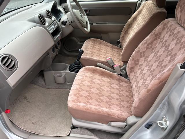 アルト Ｅ　電動格納ミラー　ＭＴ　ＣＤ　衝突安全ボディ　エアコン（31枚目）