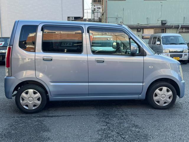 お車の知識がなくても大丈夫です！皆様のご来店をスタッフ一同、心よりお待ちしております。