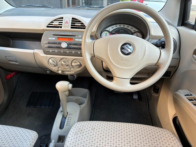 アルト Ｆ　キーレスエントリー　ＡＴ　盗難防止システム　ＣＤ　衝突安全ボディ　エアコン　パワーステアリング　パワーウィンドウ（2枚目）