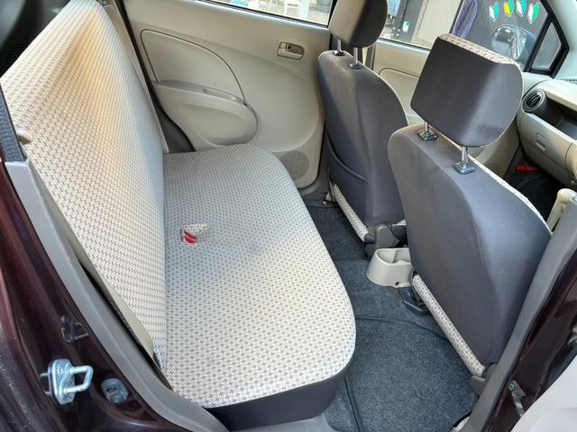 アルト Ｆ　キーレスエントリー　ＡＴ　盗難防止システム　ＣＤ　衝突安全ボディ　エアコン　パワーステアリング　パワーウィンドウ（7枚目）