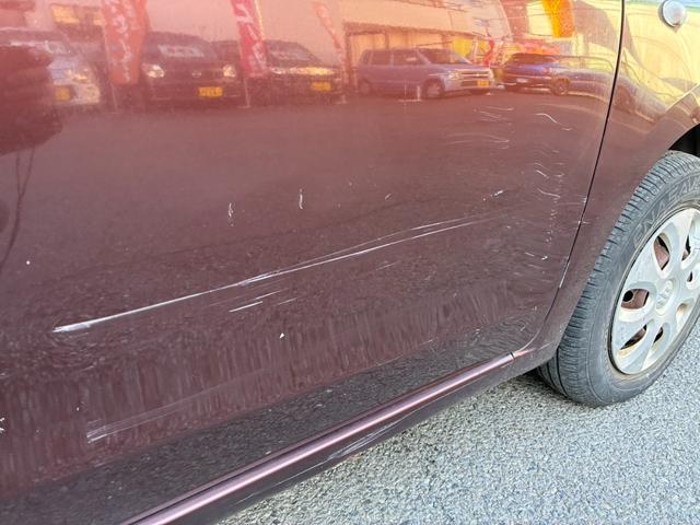 アルト Ｆ　キーレスエントリー　ＡＴ　盗難防止システム　ＣＤ　衝突安全ボディ　エアコン　パワーステアリング　パワーウィンドウ（24枚目）