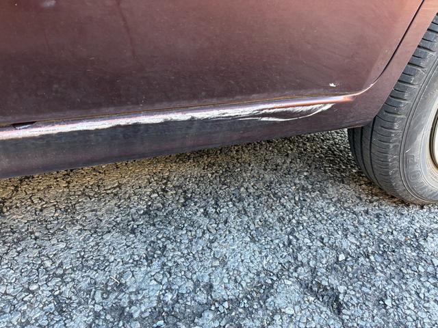 アルト Ｆ　キーレスエントリー　ＡＴ　盗難防止システム　ＣＤ　衝突安全ボディ　エアコン　パワーステアリング　パワーウィンドウ（35枚目）