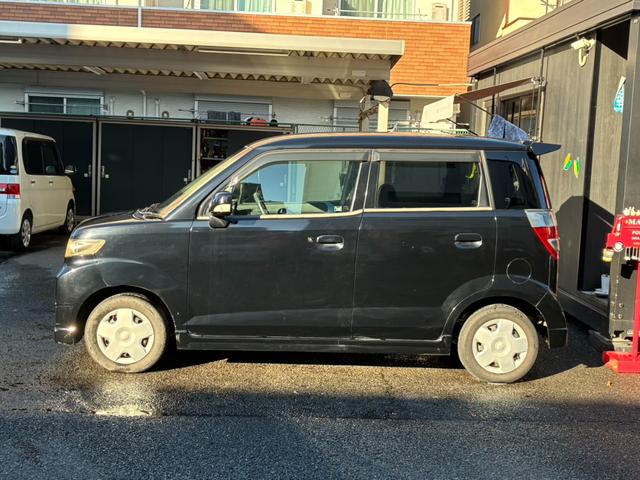 ゼストスパーク Ｗ　ＨＩＤ　スマートキー　ＡＴ　盗難防止システム　ＡＢＳ　ミュージックプレイヤー接続可　衝突安全ボディ　エアコン　パワーステアリング　パワーウィンドウ（17枚目）