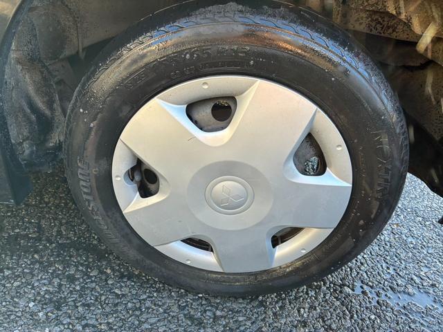 ゼストスパーク Ｗ　ＨＩＤ　スマートキー　ＡＴ　盗難防止システム　ＡＢＳ　ミュージックプレイヤー接続可　衝突安全ボディ　エアコン　パワーステアリング　パワーウィンドウ（34枚目）