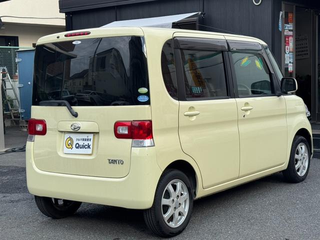 タント Ｘスペシャル　スライドドア　スマートキー　電動格納ミラー　ベンチシート　ＣＶＴ　盗難防止システム　ＡＢＳ　ＣＤ　ミュージックプレイヤー接続可　アルミホイール　衝突安全ボディ　エアコン　パワーステアリング（16枚目）