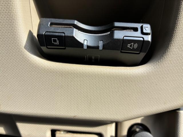 ムーヴ Ｘ　ドライブレコーダー　ＥＴＣ　スマートキー　アイドリングストップ　電動格納ミラー　ベンチシート　ＣＶＴ　盗難防止システム　ＡＢＳ　ＣＤ　ミュージックプレイヤー接続可　アルミホイール　衝突安全ボディ（7枚目）