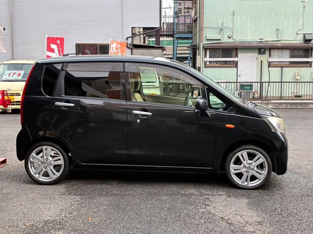 ムーヴ Ｘ　ドライブレコーダー　ＥＴＣ　スマートキー　アイドリングストップ　電動格納ミラー　ベンチシート　ＣＶＴ　盗難防止システム　ＡＢＳ　ＣＤ　ミュージックプレイヤー接続可　アルミホイール　衝突安全ボディ（11枚目）