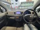 毎回座るフロントシート。運転席は必ず使用する部分ですので、座り心地が重要です!