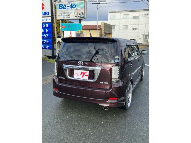 １．８Ｓ　オン　ビー　ＥＴＣ　ナビ　ＴＶ　ＨＩＤ　後席モニター　革シート　ＣＶＴ　アルミホイール　ＣＤ　衝突安全ボディ　ＡＢＳ　エアコン　パワーステアリング　パワーウィンドウ(5枚目)