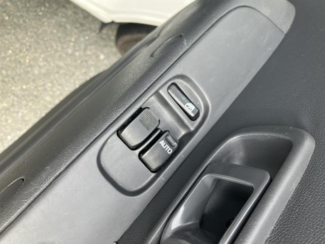 ハイゼットカーゴ 　軽バン　ＡＴ　ドライブレコーダー　両側スライドドア　エアコン　パワーウィンドウ　運転席エアバッグ　助手席エアバッグ（13枚目）