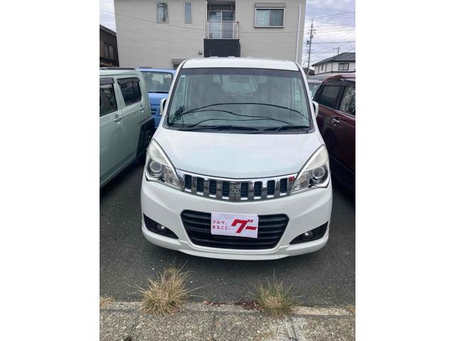 デリカＤ：２ Ｓ　両側電動スライドドア　オートクルーズコントロール　衝突被害軽減システム　アルミホイール　ＨＩＤ　スマートキー　電動格納ミラー　ＣＶＴ　盗難防止システム　衝突安全ボディ　ＡＢＳ　ＥＳＣ　エアコン（10枚目）