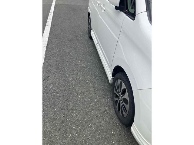 デリカＤ：２ Ｓ　両側電動スライドドア　オートクルーズコントロール　衝突被害軽減システム　アルミホイール　ＨＩＤ　スマートキー　電動格納ミラー　ＣＶＴ　盗難防止システム　衝突安全ボディ　ＡＢＳ　ＥＳＣ　エアコン（24枚目）