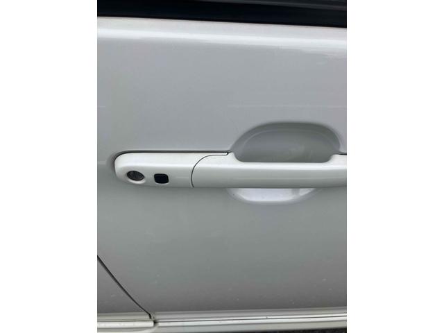 デリカＤ：２ Ｓ　両側電動スライドドア　オートクルーズコントロール　衝突被害軽減システム　アルミホイール　ＨＩＤ　スマートキー　電動格納ミラー　ＣＶＴ　盗難防止システム　衝突安全ボディ　ＡＢＳ　ＥＳＣ　エアコン（27枚目）