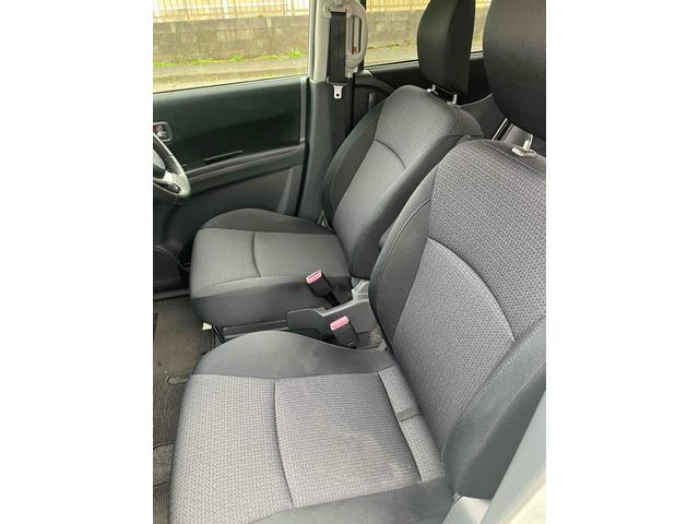 デリカＤ：２ Ｓ　両側電動スライドドア　オートクルーズコントロール　衝突被害軽減システム　アルミホイール　ＨＩＤ　スマートキー　電動格納ミラー　ＣＶＴ　盗難防止システム　衝突安全ボディ　ＡＢＳ　ＥＳＣ　エアコン（29枚目）