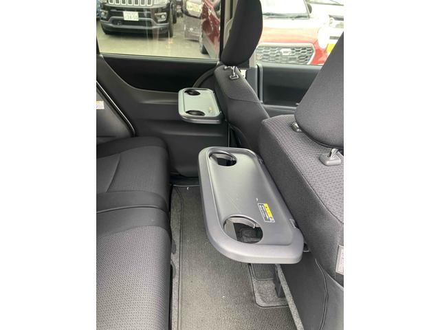 デリカＤ：２ Ｓ　両側電動スライドドア　オートクルーズコントロール　衝突被害軽減システム　アルミホイール　ＨＩＤ　スマートキー　電動格納ミラー　ＣＶＴ　盗難防止システム　衝突安全ボディ　ＡＢＳ　ＥＳＣ　エアコン（31枚目）