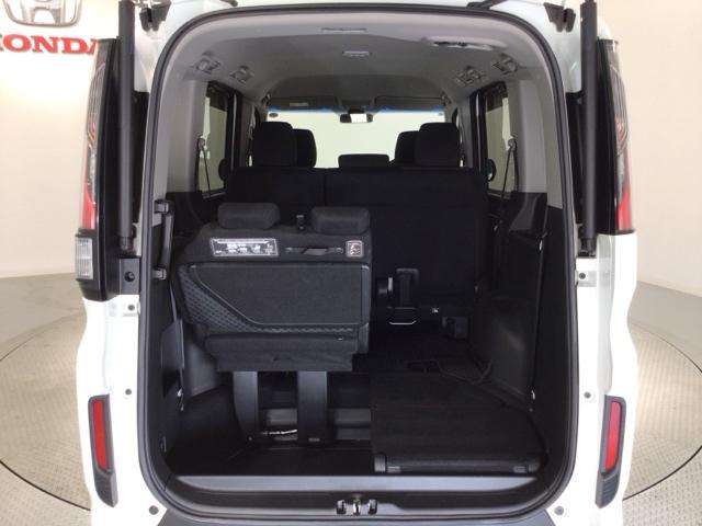 ステップワゴンスパーダ スパーダホンダセンシング　１年保証ワンオ－ナ－ナビＴＶＲカメラ　盗難防止　助手席エアバッグ　ワンオーナ－　Ｗパワスラ　記録簿有　リアオートエアコン　地デジ　サイドエアバッグ　ＬＥＤライト　横滑り防止システム　オートエアコン（35枚目）