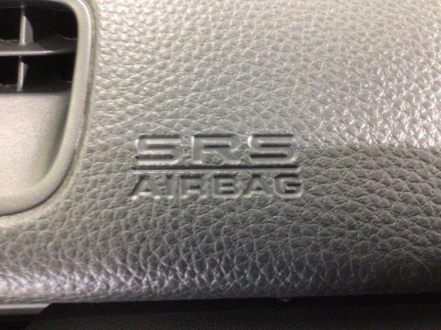 フィット ｅ：ＨＥＶホームブラックスタイル　ＨＳＥＮＳＩＮＧ新車保証試乗車ワンオーナー　Ｂカメラ　１オーナー　ＬＥＤライト　サイドＳＲＳ　オートクルーズコントロール　フルオートエアコン　ＶＳＡ　スマ－トキ－　衝突軽減　ＥＴＣ　ＵＳＢ接続　ＡＢＳ（23枚目）