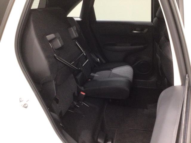 フィット ｅ：ＨＥＶホームブラックスタイル　ＨＳＥＮＳＩＮＧ新車保証試乗車ワンオーナー　Ｂカメラ　１オーナー　ＬＥＤライト　サイドＳＲＳ　オートクルーズコントロール　フルオートエアコン　ＶＳＡ　スマ－トキ－　衝突軽減　ＥＴＣ　ＵＳＢ接続　ＡＢＳ（34枚目）