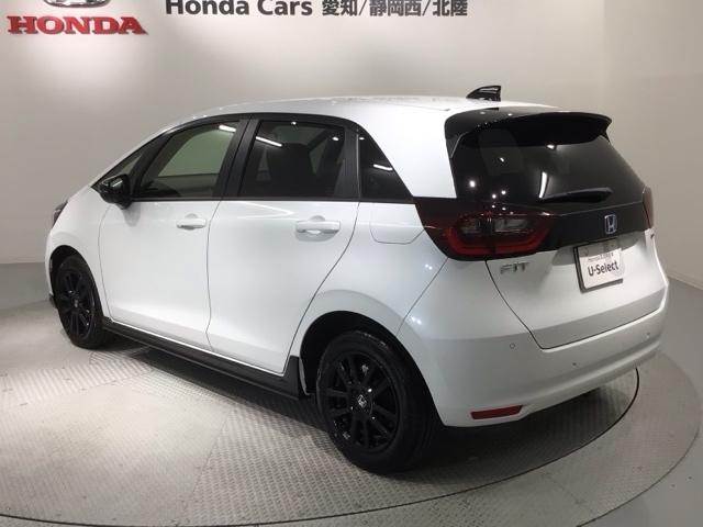 フィット ｅ：ＨＥＶホームブラックスタイル　ＨＳＥＮＳＩＮＧ新車保証試乗車ワンオーナー　Ｂカメラ　１オーナー　ＬＥＤライト　サイドＳＲＳ　オートクルーズコントロール　フルオートエアコン　ＶＳＡ　スマ－トキ－　衝突軽減　ＥＴＣ　ＵＳＢ接続　ＡＢＳ（48枚目）