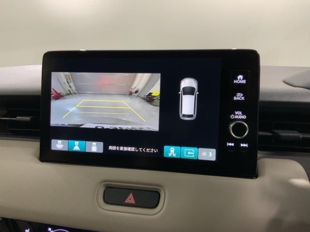 ヴェゼル ｅ：ＨＥＶＰＬａＹ　ＨＳＥＮＳＩＮＧ　２ト－ン　最長５年保証　ＥＴＣ　衝突被害軽減ブレーキ　カーテンエアバッグ　盗難防止装置　ＡＢＳ　ＥＳＣ　１オーナー　フルオートエアコン　リアカメラ　シートヒータ　エアバッグ　記録簿（7枚目）