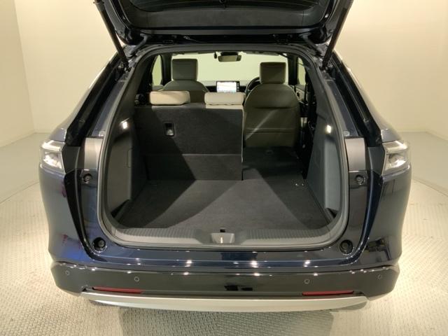 ヴェゼル ｅ：ＨＥＶＰＬａＹ　ＨＳＥＮＳＩＮＧ　２ト－ン　最長５年保証　ＥＴＣ　衝突被害軽減ブレーキ　カーテンエアバッグ　盗難防止装置　ＡＢＳ　ＥＳＣ　１オーナー　フルオートエアコン　リアカメラ　シートヒータ　エアバッグ　記録簿（35枚目）