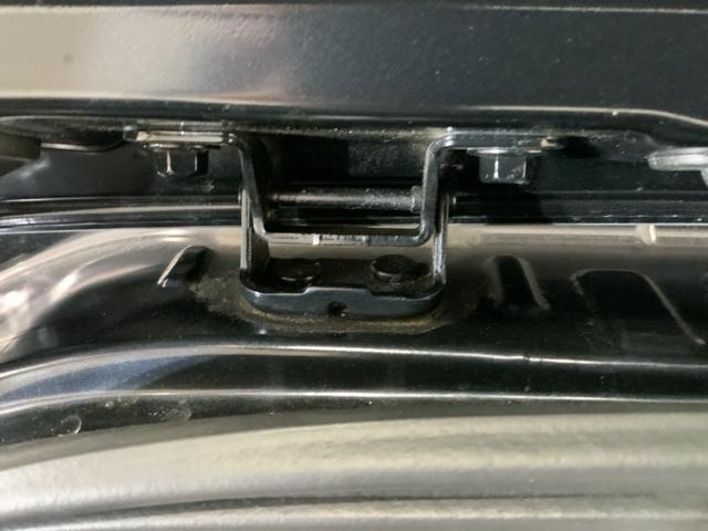 ヴェゼル ｅ：ＨＥＶＰＬａＹ　ＨＳＥＮＳＩＮＧ　２ト－ン　最長５年保証　ＥＴＣ　衝突被害軽減ブレーキ　カーテンエアバッグ　盗難防止装置　ＡＢＳ　ＥＳＣ　１オーナー　フルオートエアコン　リアカメラ　シートヒータ　エアバッグ　記録簿（43枚目）