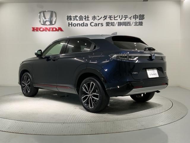 ヴェゼル ｅ：ＨＥＶＰＬａＹ　ＨＳＥＮＳＩＮＧ　２ト－ン　最長５年保証　ＥＴＣ　衝突被害軽減ブレーキ　カーテンエアバッグ　盗難防止装置　ＡＢＳ　ＥＳＣ　１オーナー　フルオートエアコン　リアカメラ　シートヒータ　エアバッグ　記録簿（48枚目）